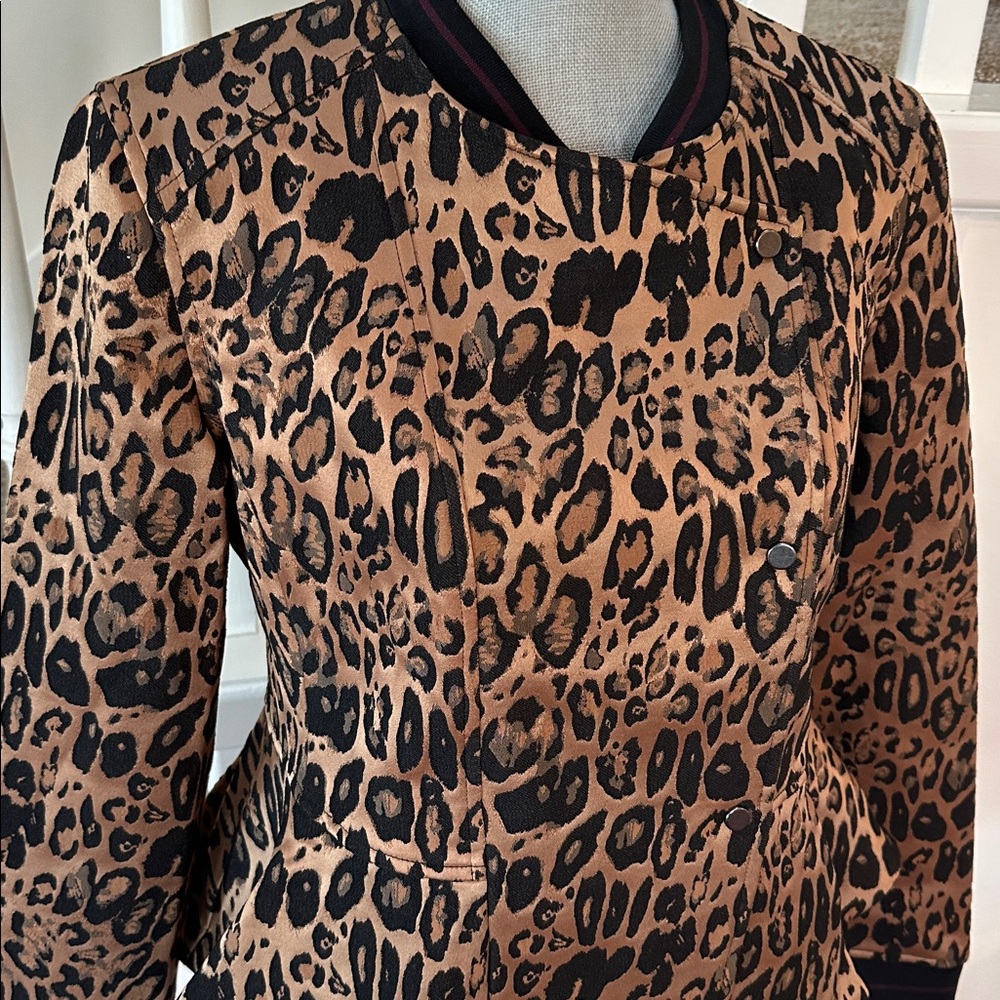 Trouve jacket - Picture 3 of 10